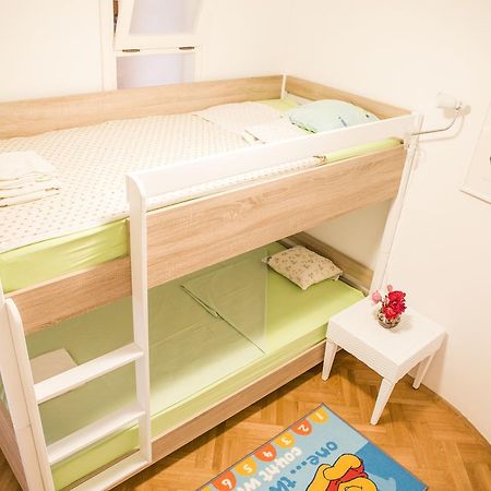 Apartment Dove With Sea View And Free Parking Dubrovnik Kültér fotó