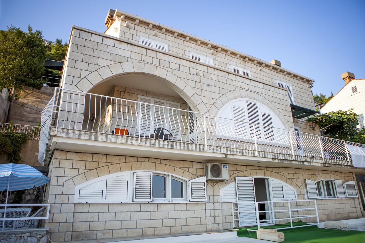 Apartment Dove With Sea View And Free Parking Dubrovnik Kültér fotó
