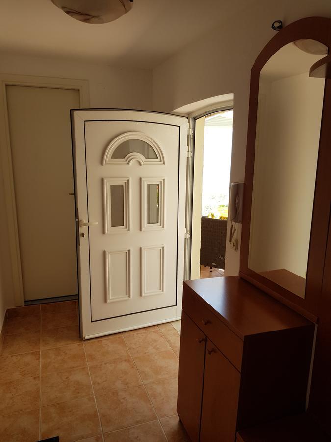 Apartment Dove With Sea View And Free Parking Dubrovnik Kültér fotó